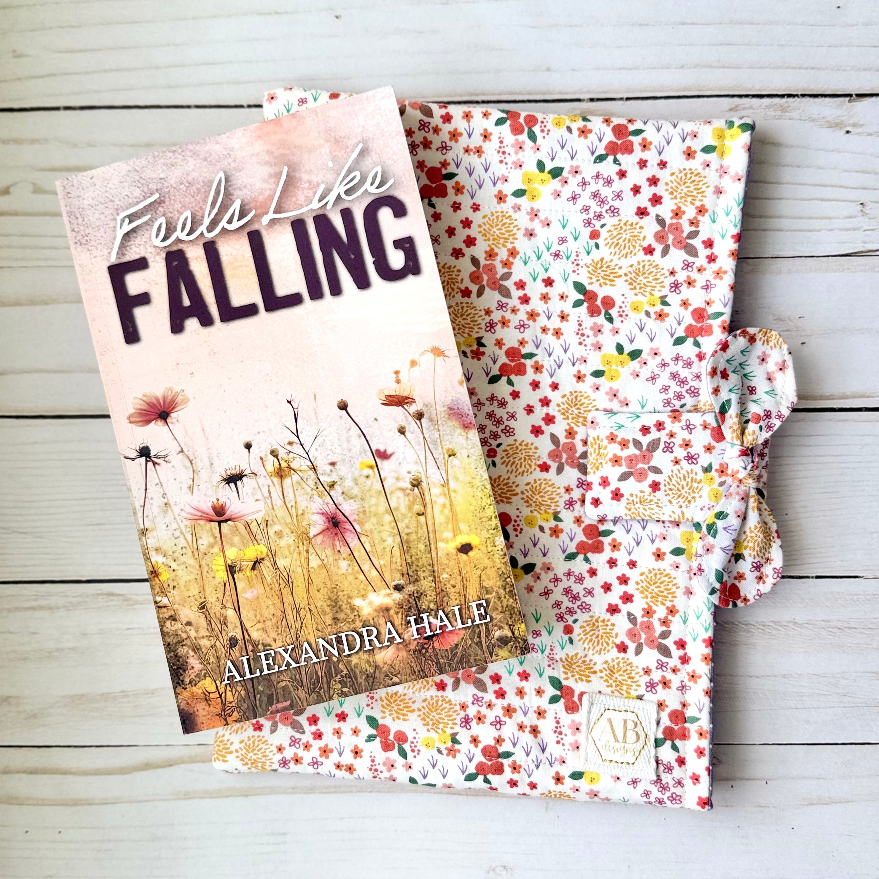 Quilted Fabric Book Sleeve with Magnetic Clasp and Bow