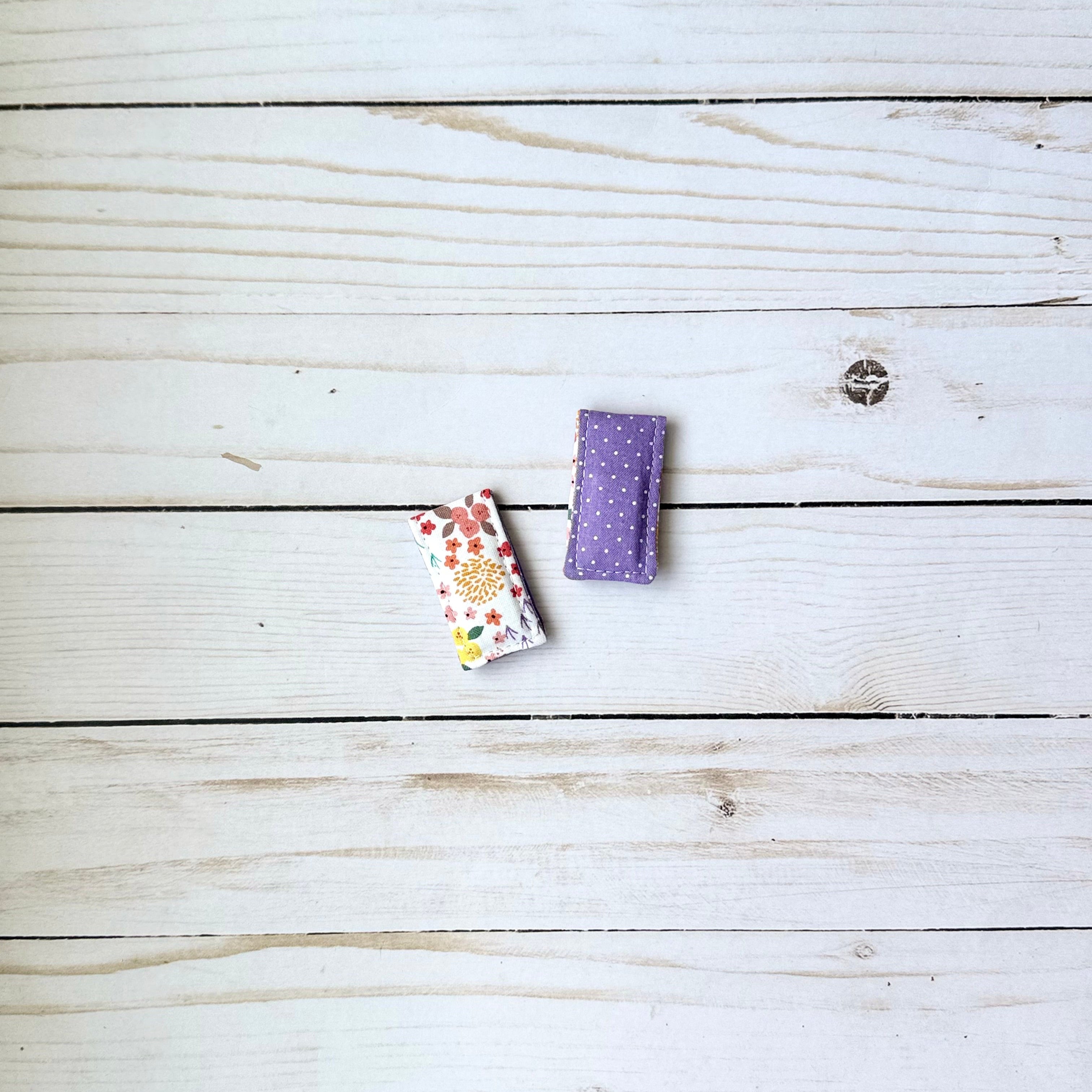 Set of 2 Magnetic Fabric Bookmarks