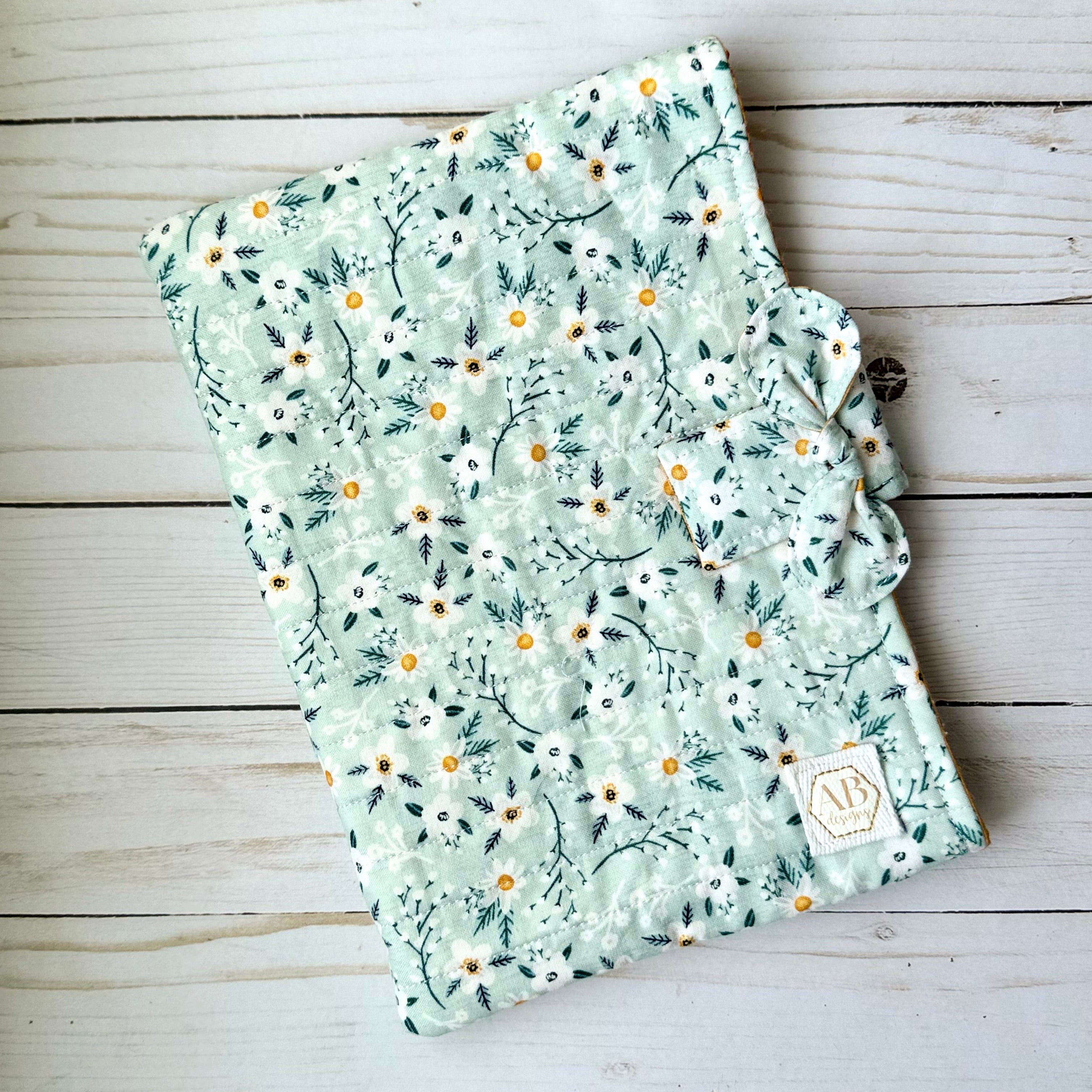Quilted Fabric Book Sleeve with Magnetic Clasp and Bow