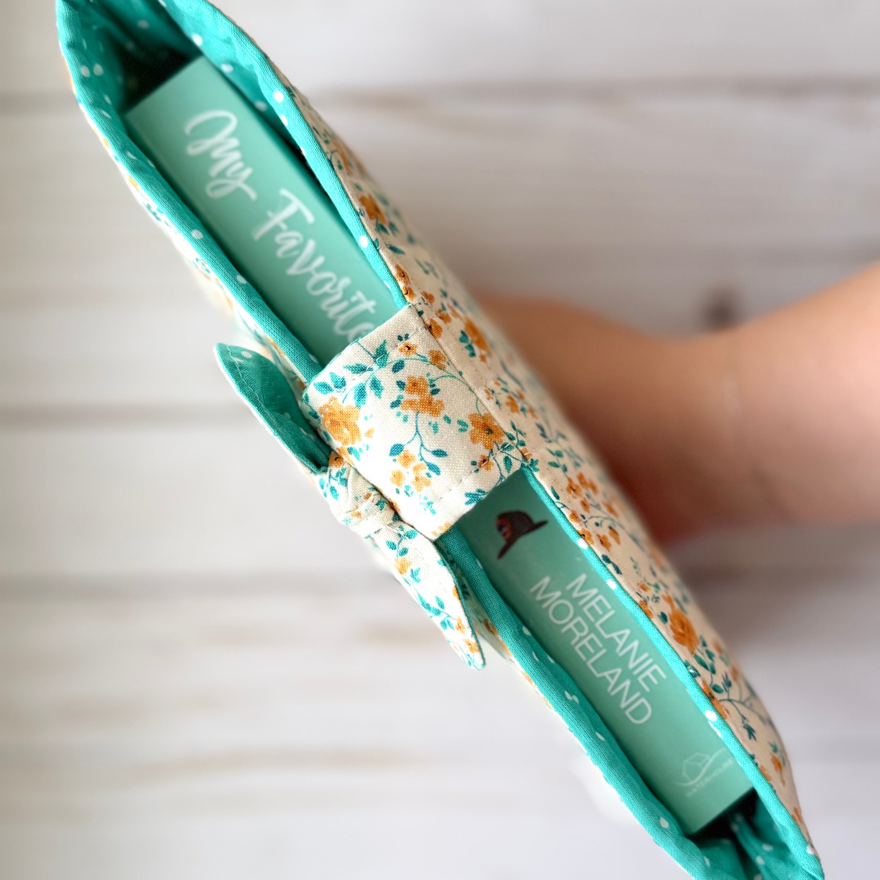 Quilted Fabric Book Sleeve with Magnetic Clasp and Bow