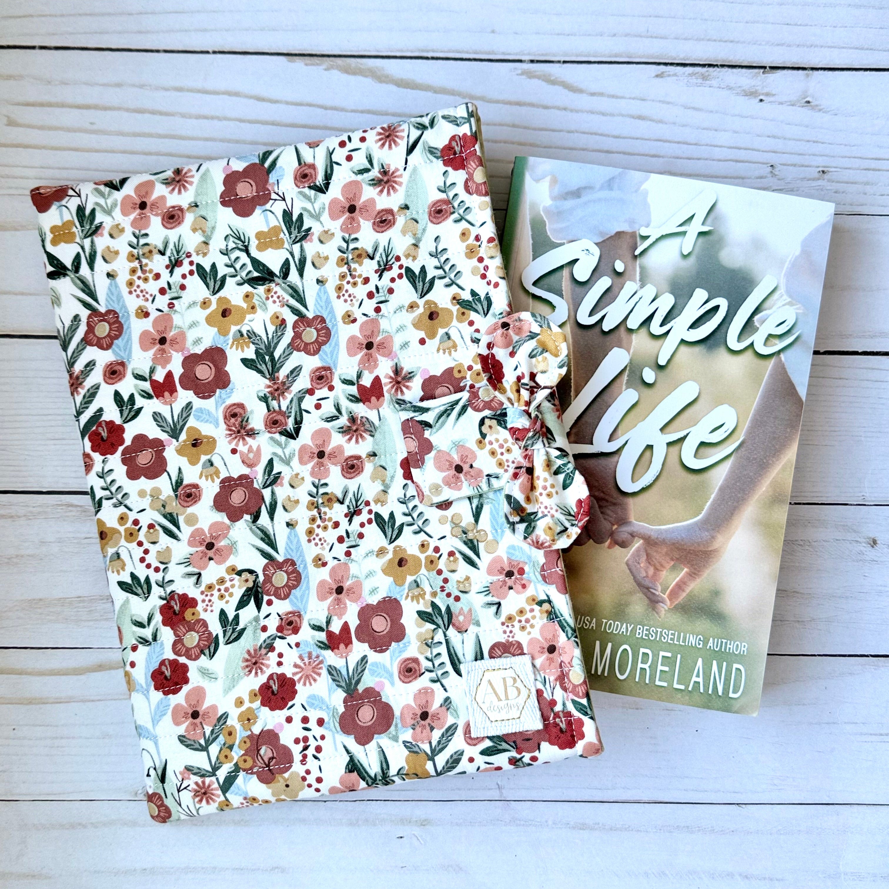 Quilted Fabric Book Sleeve with Magnetic Clasp and Bow