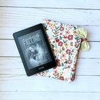 Quilted Fabric E-Reader Sleeve with Zipper and Bow Pull