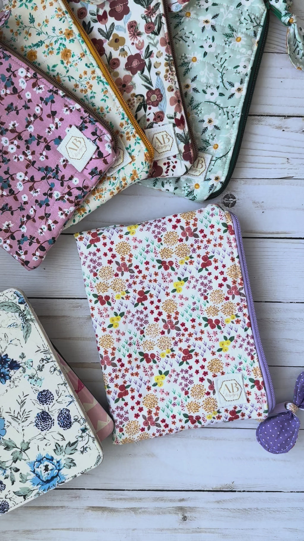 Quilted Fabric E-Reader Sleeve with Zipper and Bow Pull